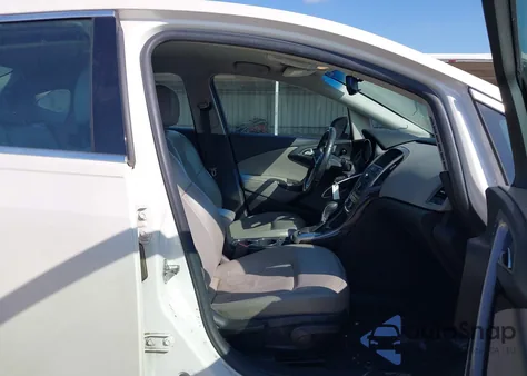 2012 Buick Verano из США, поврежденный, VIN 1G4PP5SK1C4158751